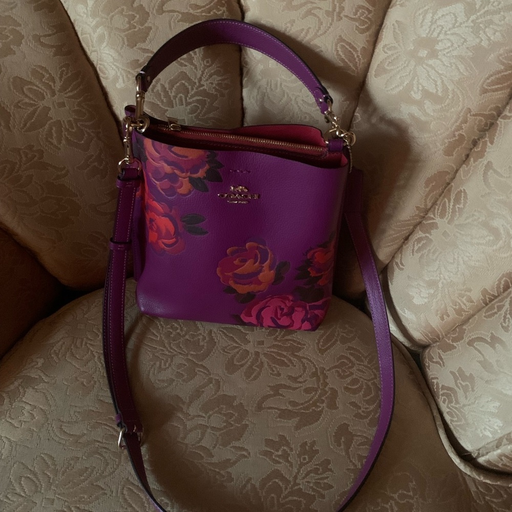 NWOT Coach Mollie bucket dk magenta embossed floral xbody/handle carry Bag CE577
